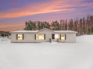 2755 Crestview Dr, Petoskey, MI 49770