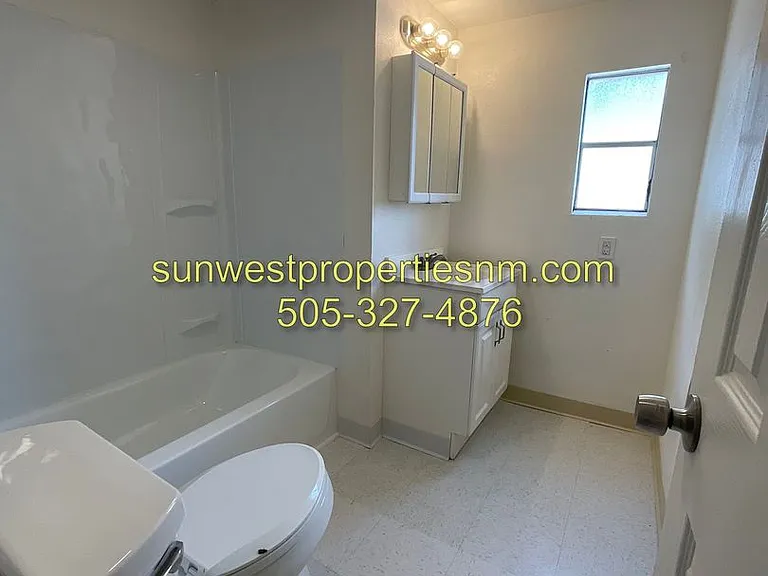 1310 Sanchez Ln — Photo 8