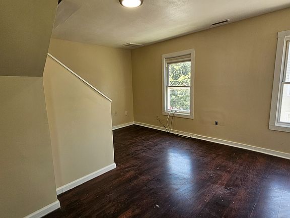 3rd image of 187-2 Saltonstall Ave #2B