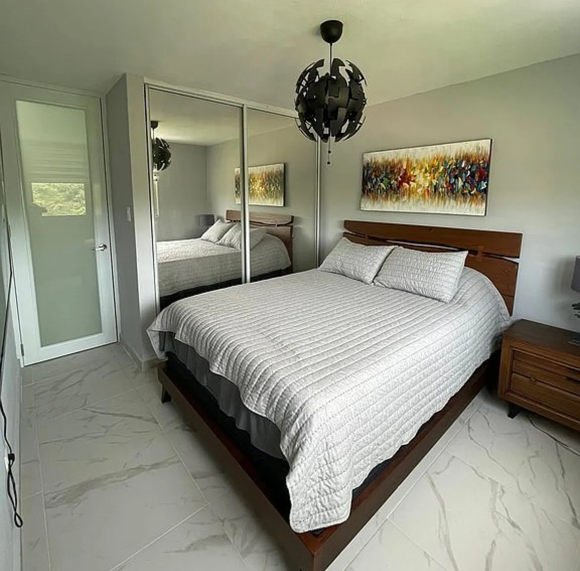 3 bed, 1400 sqft, $2,000 — Photo 4