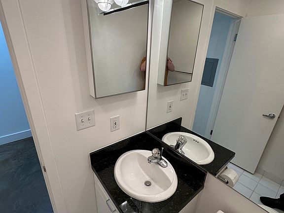 5th image of 3930 24th St APT 3