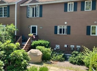 28 Antler Ct, Naples, ME 04055