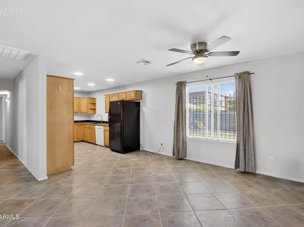 2215 W BUTLER Drive, Chandler, AZ 85224