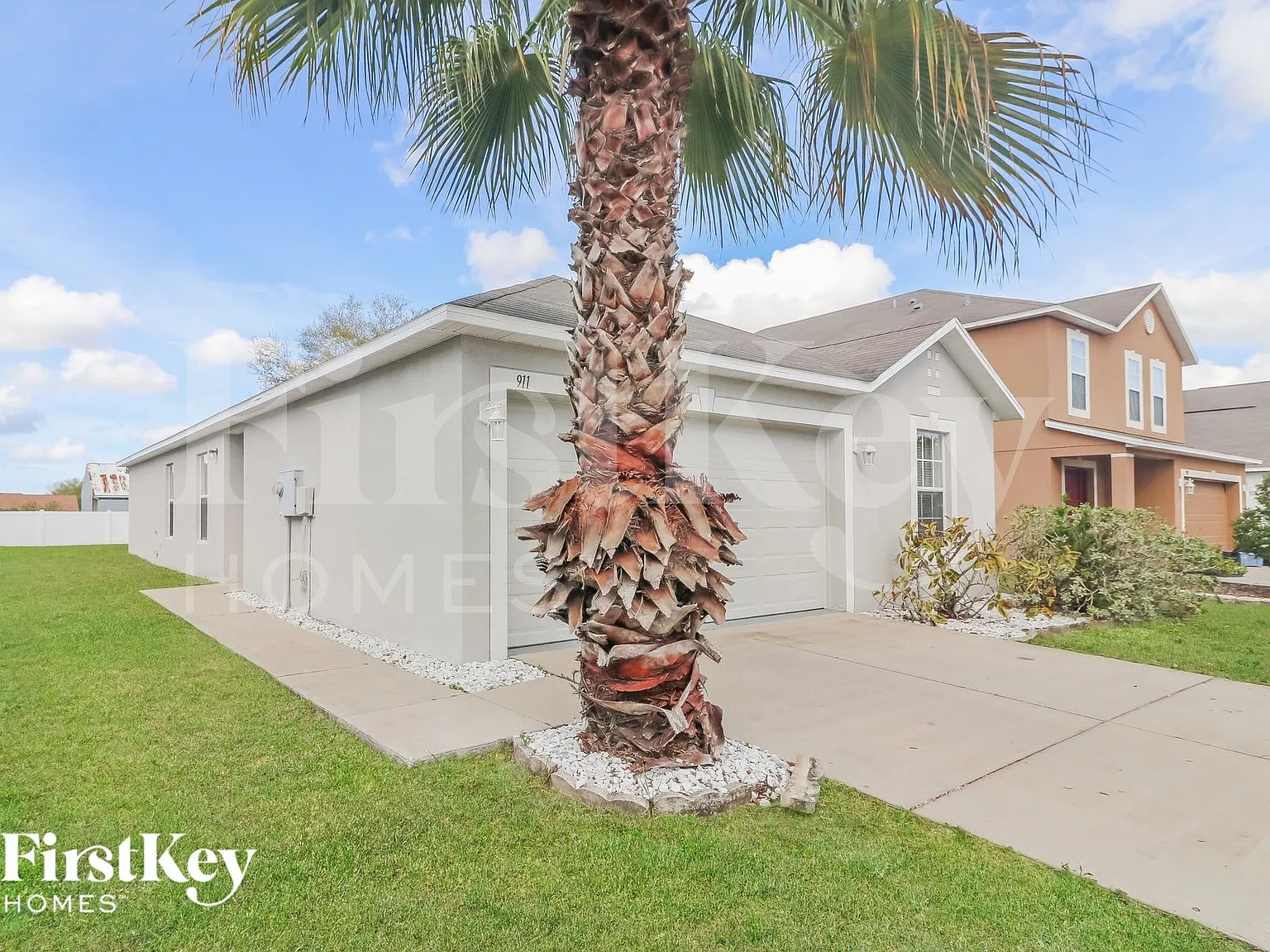 3 bed, 2.0 bath, 1414 sqft, $2,150 — Photo 2