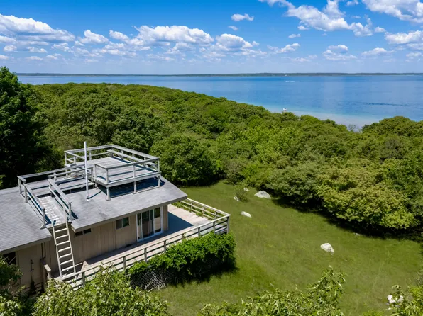 111 Old Herring Creek Rd, West Tisbury, MA 02575