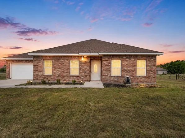 123 Pugh Ln, Corsicana, TX 75109