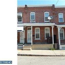 1st image of 1217 Elm St