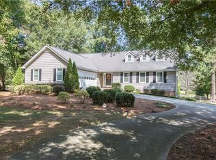 2172 Valley Creek Cir, Snellville, GA 30078