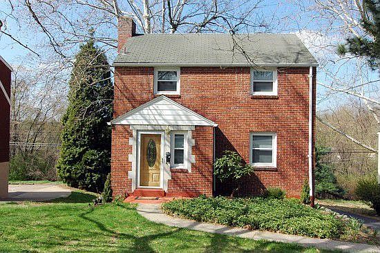 123 Hollowhaven Dr