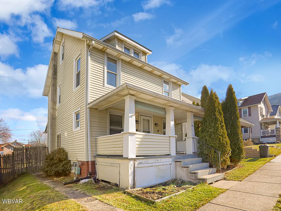 1st image of 411 Winthrop St S