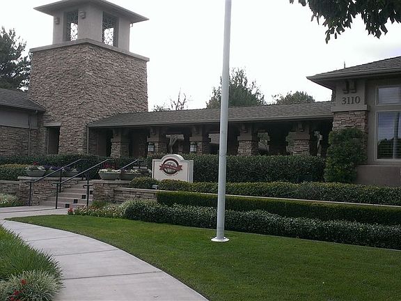 5th image of 2946 W Canyon Ave