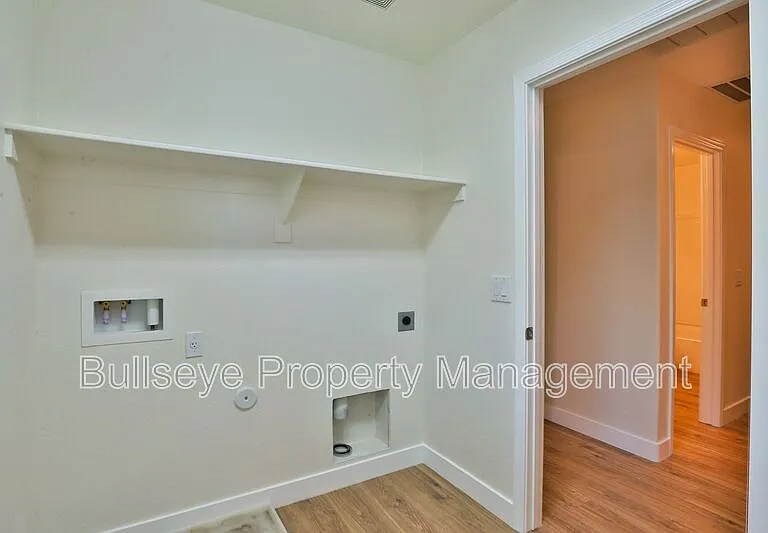 7321 N 89th Dr — Photo 24