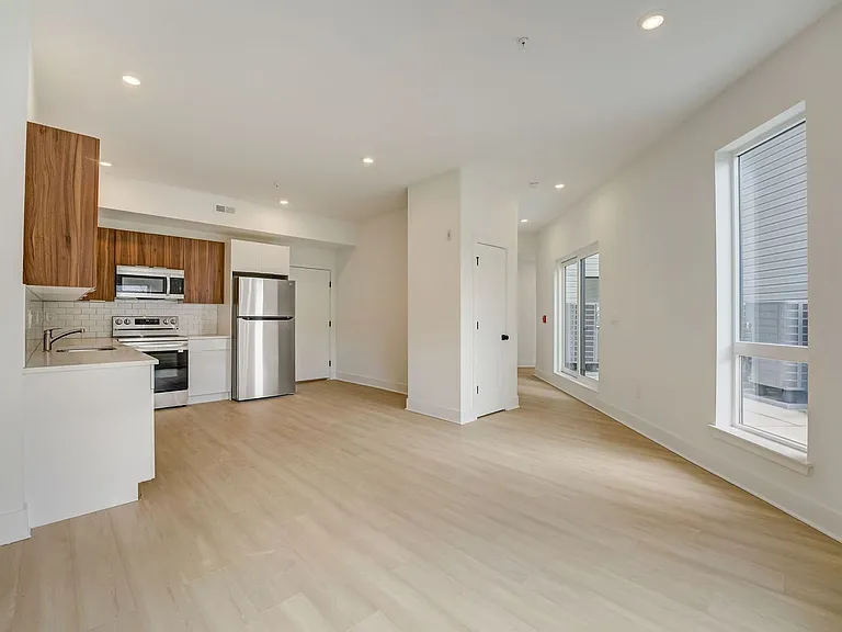 Nova Commons - 4200 Landcaster Ave — Photo 15
