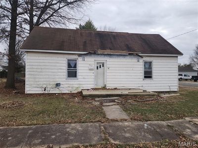 402 E 7th St, Staunton, IL, 62088