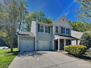 8411 Lustre Rd, Charlotte, NC 28215