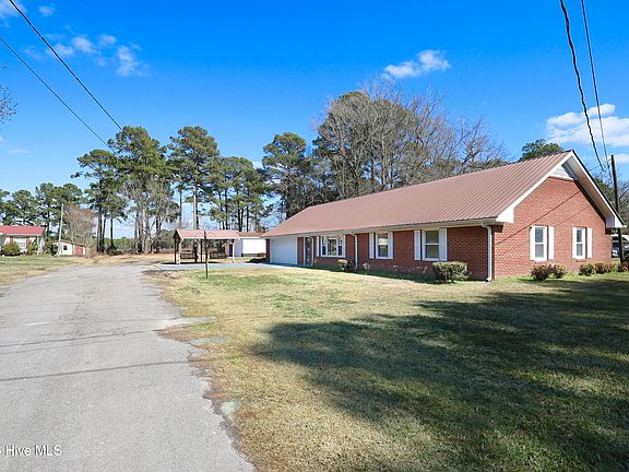 3rd image of 580 Koonce Fork Road