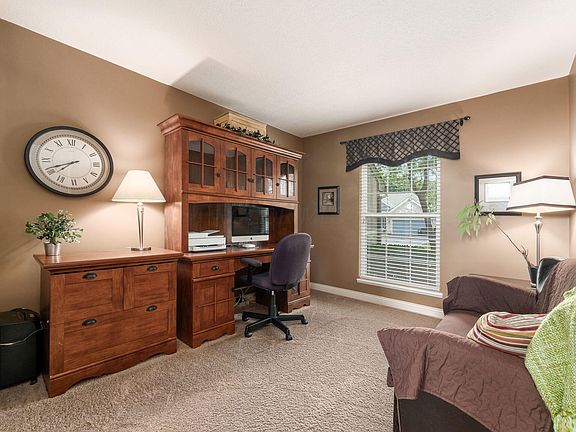 4th image of 3356 Vinson Dr