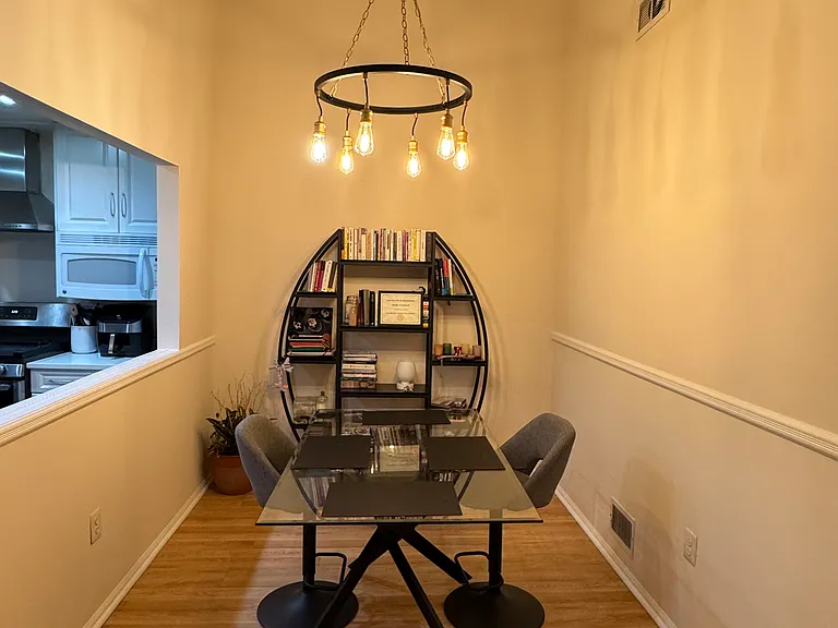 48 Chamberlin Ct — Photo 6