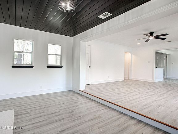 4th image of 5757 CEDAR PARK Lane