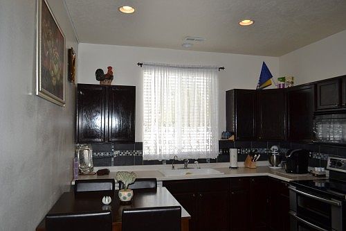 4th image of 6718 Chiswick Ct