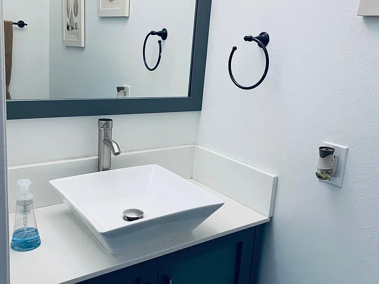 4807 Beck Ave #15 — Photo 5
