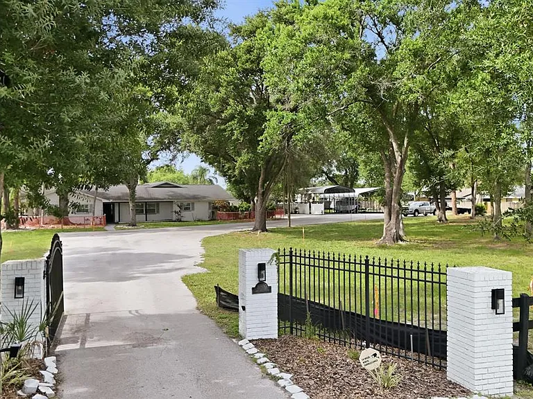 15509 Casey Rd #B — Photo 23