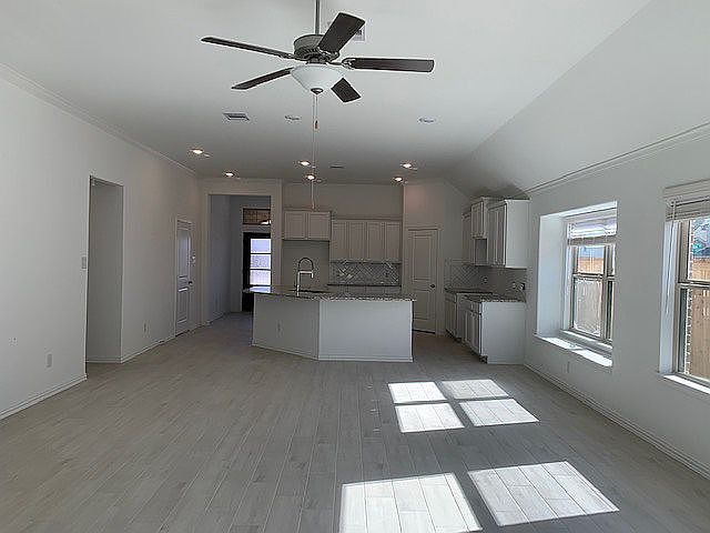 2nd image of 10807 Carolina Willow Ct