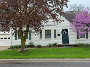 1017 Inglewood Ave, Rochester, MI 48307