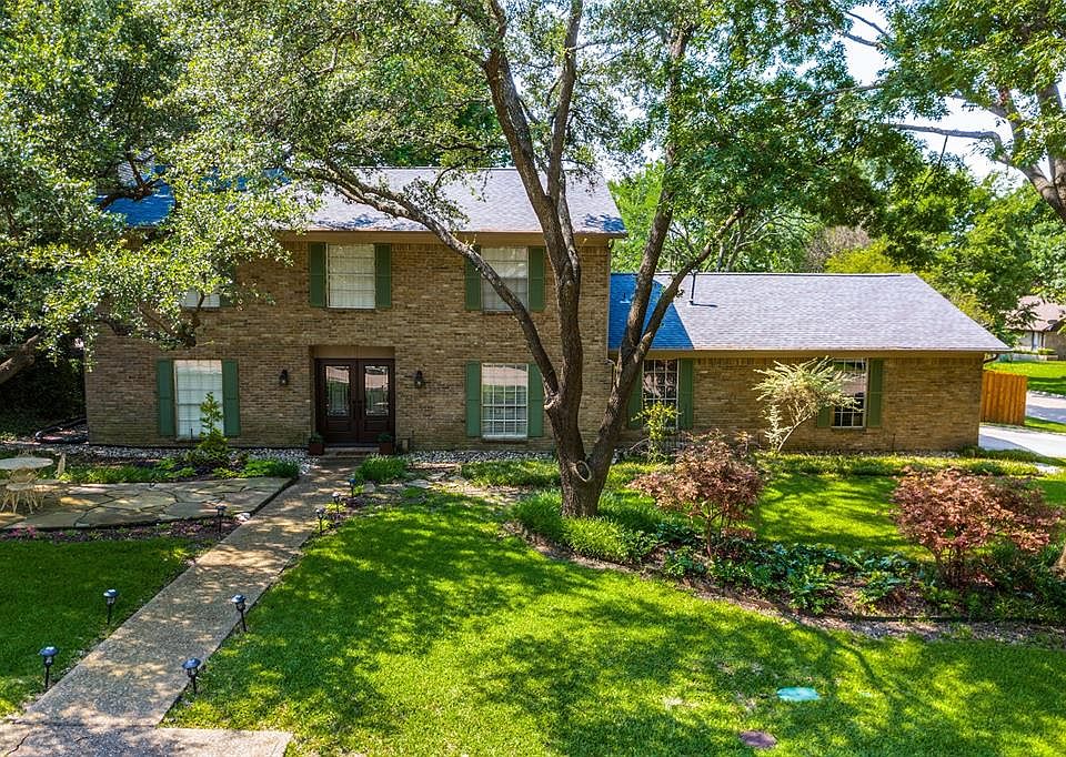 1st image of 313 Russwood St