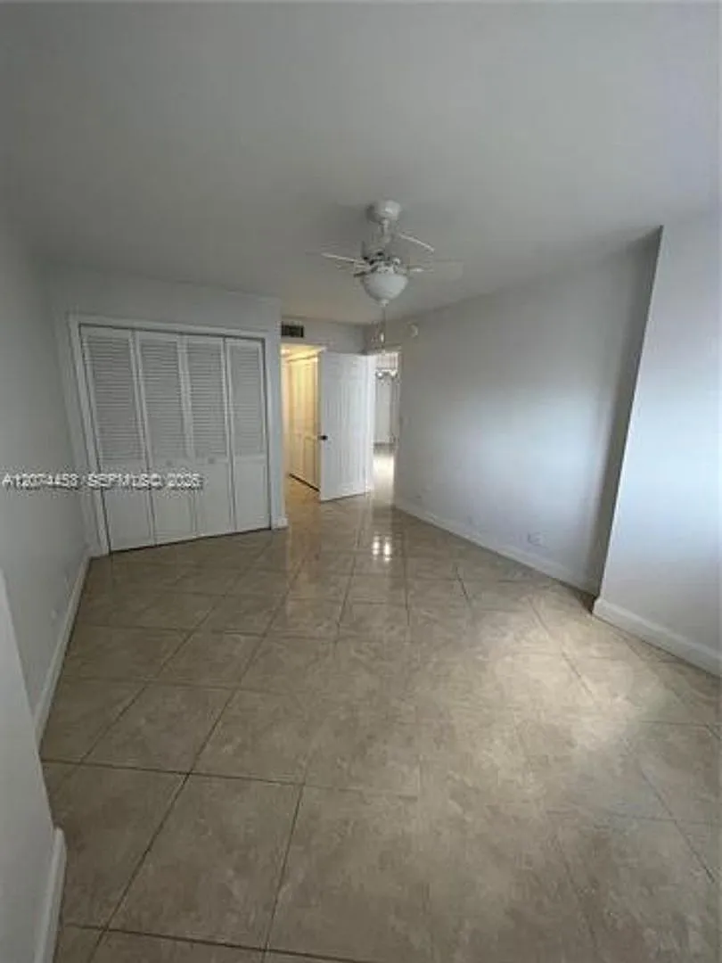 6039 Collins Ave cu-423, Miami Beach, FL 33140 — Photo 4