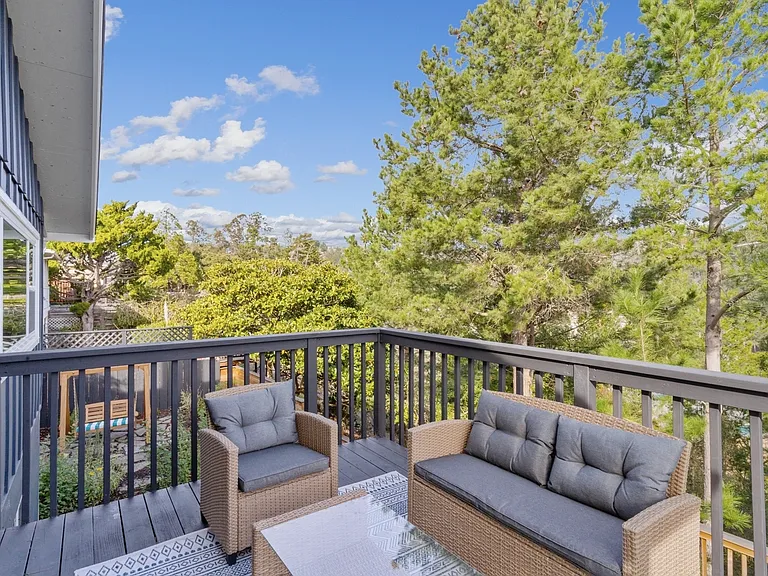 1149 Banyan Way — Photo 37