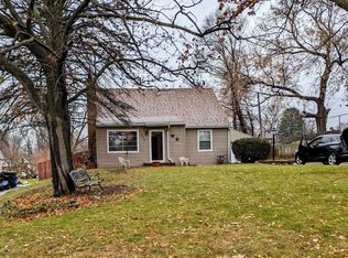 2612 Lindale Rd, Rockford, IL 61109