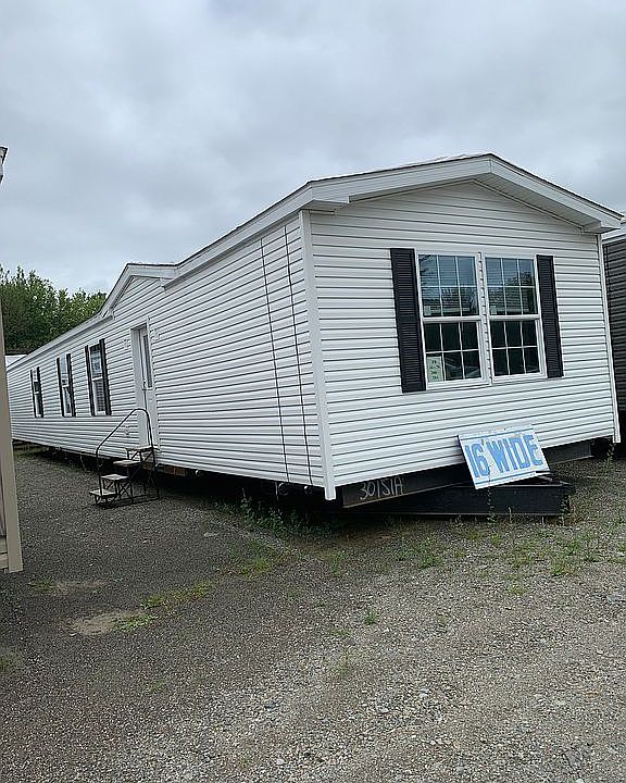 2nd image of 46 Cannan St