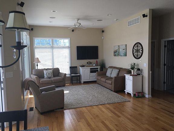 Family Living Room - Upper Level