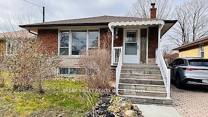 1st image of 39 Graylee Ave Basement 2