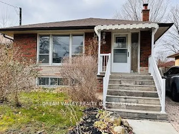 39 Graylee Ave Basement 2, Toronto, ON M1J 1M7