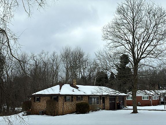 3rd image of 16777 Valley Dr