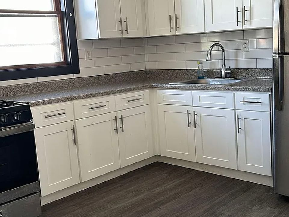1st image of 15 Vermont Ave #2A