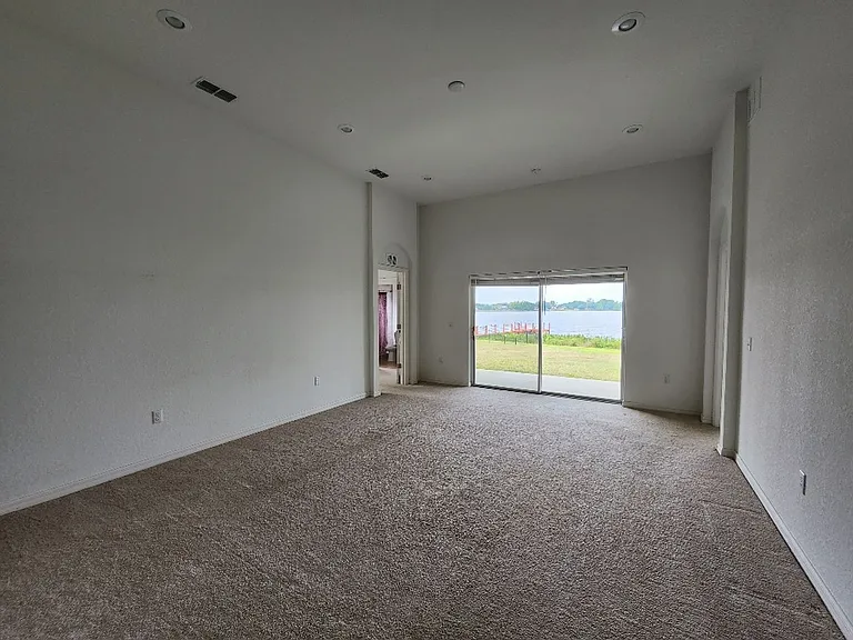 737 Buccaneer Blvd — Photo 9