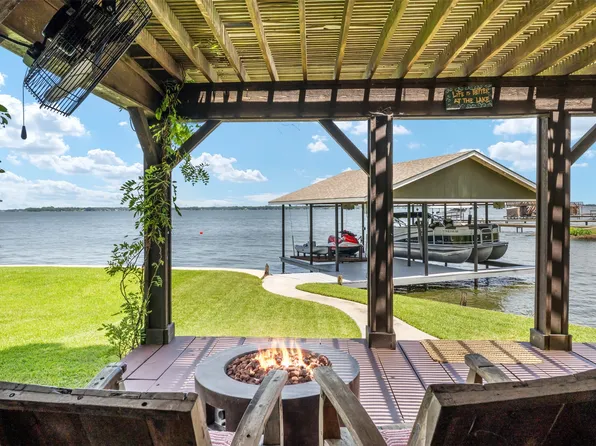 1318 Whispering Springs Dr, Tool, TX 75143