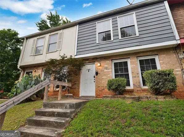 780 Glynn Oaks Dr, Clarkston, GA 30021