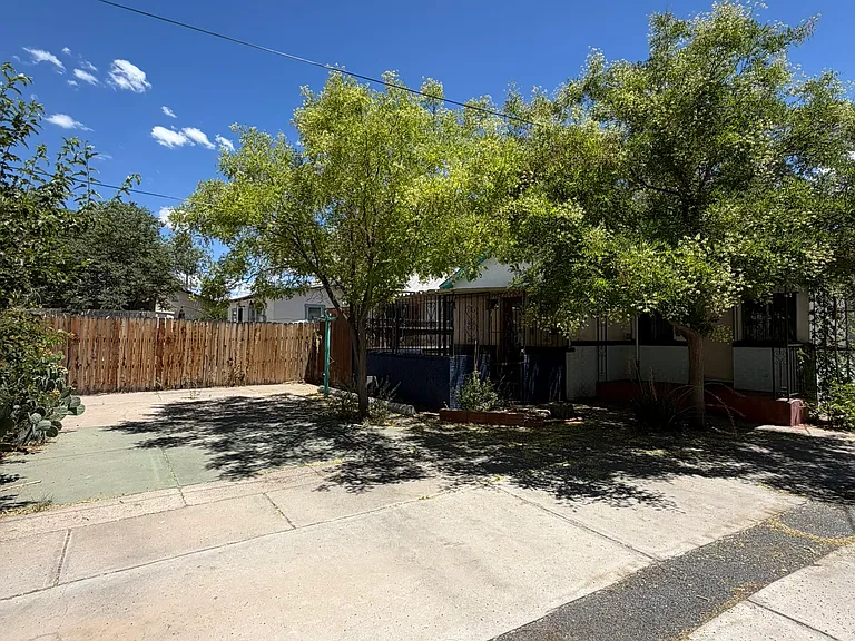 711 Iron Ave SW — Photo 33