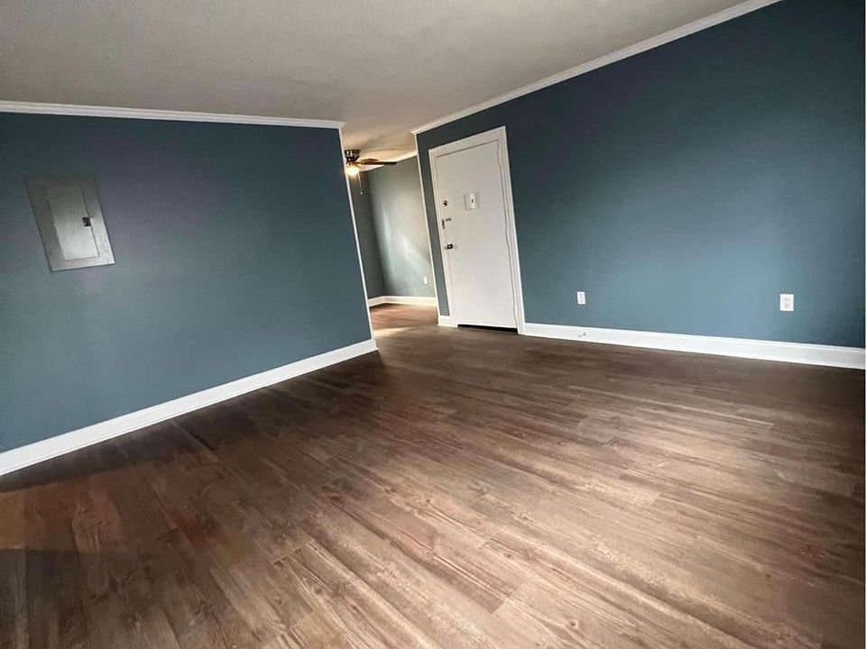 1st image of 125 Sierra Pl Building 1-202