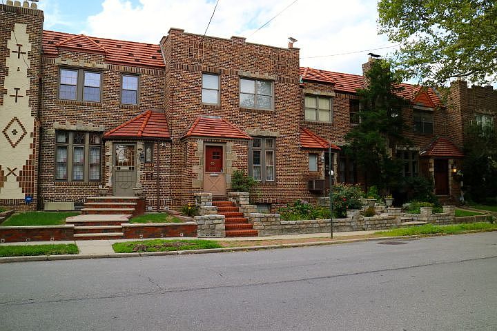 1st image of 8243 Penelope Ave