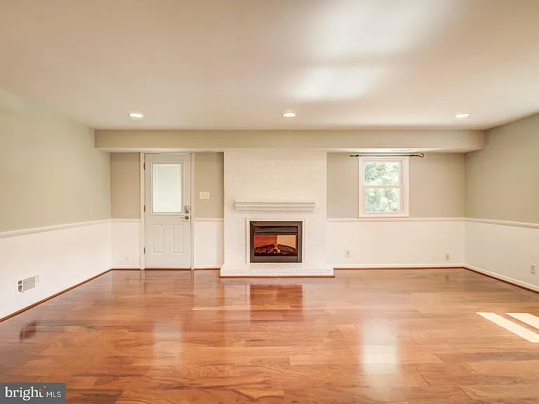 1723 Baldwin Dr — Photo 32