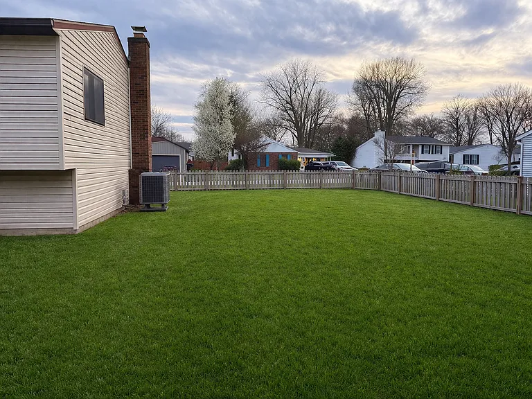 3818 Quail Hollow Dr — Photo 25