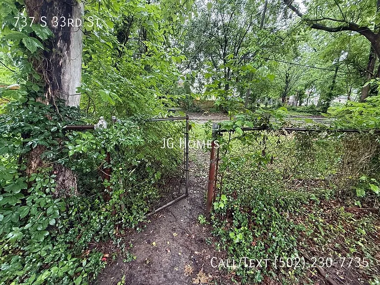 737 S 33rd St — Photo 36