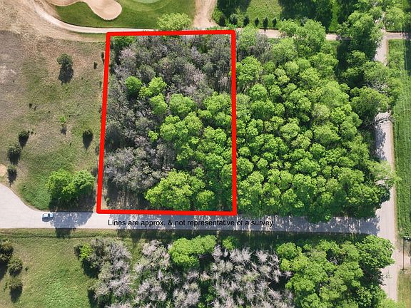 5th image of 73 Pine Dr
