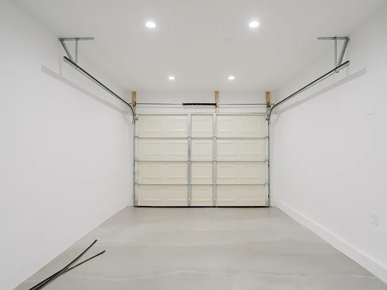 7730 Wyngate St — Photo 30