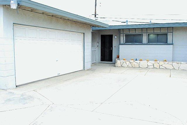 1st image of 1030 N Benson Ave